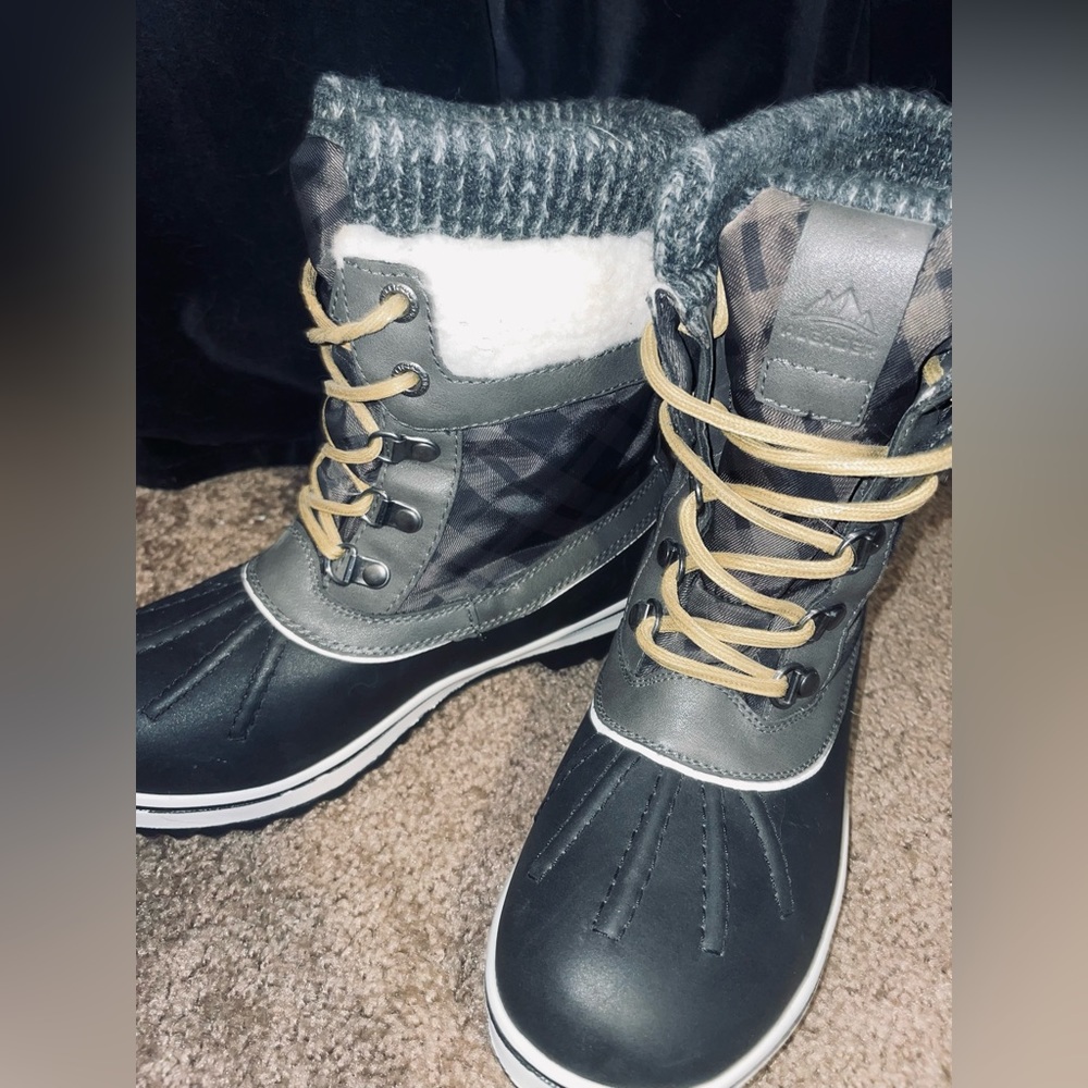 ALEADER SNOW BOOTS